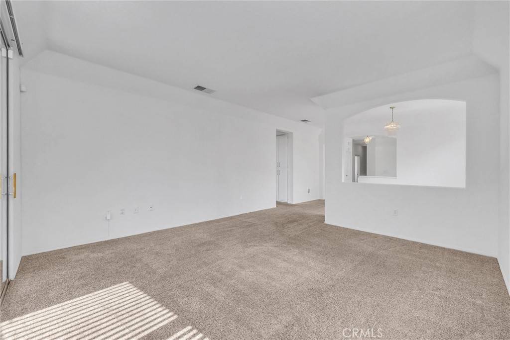 11110 Sandy LN Apple Valley, CA 92308