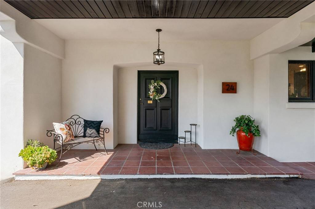 Redlands, CA 92373,24 W Hilton AVE