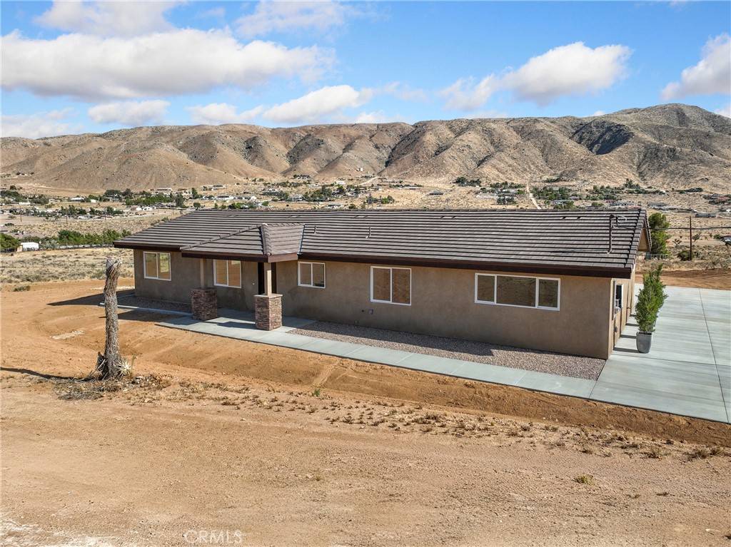 Apple Valley, CA 92308,9641 Buena Vista ST