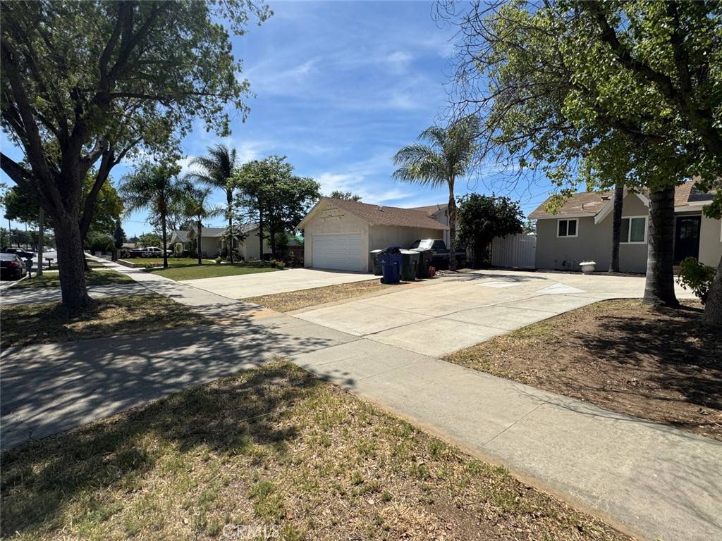 Riverside, CA 92504,8667 Colorado AVE