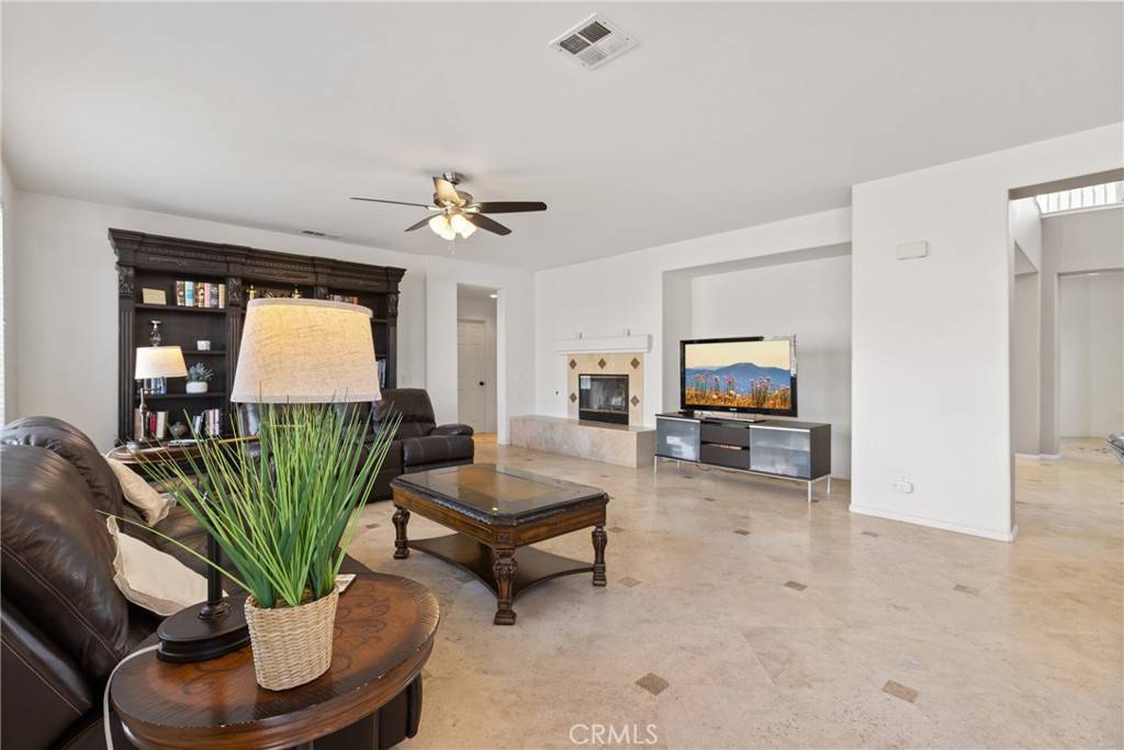 35358 Perla PL Wildomar, CA 92595