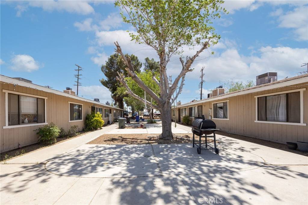 Apple Valley, CA 92307,19287 US Highway 18