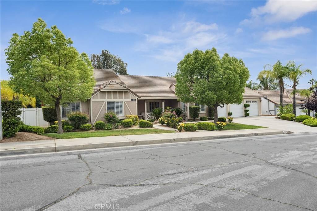 Moreno Valley, CA 92557,24805 Morning Mist DR