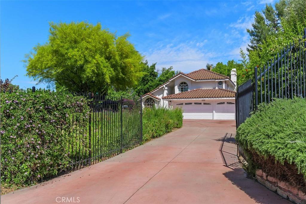Riverside, CA 92503,10830 Orchard View LN