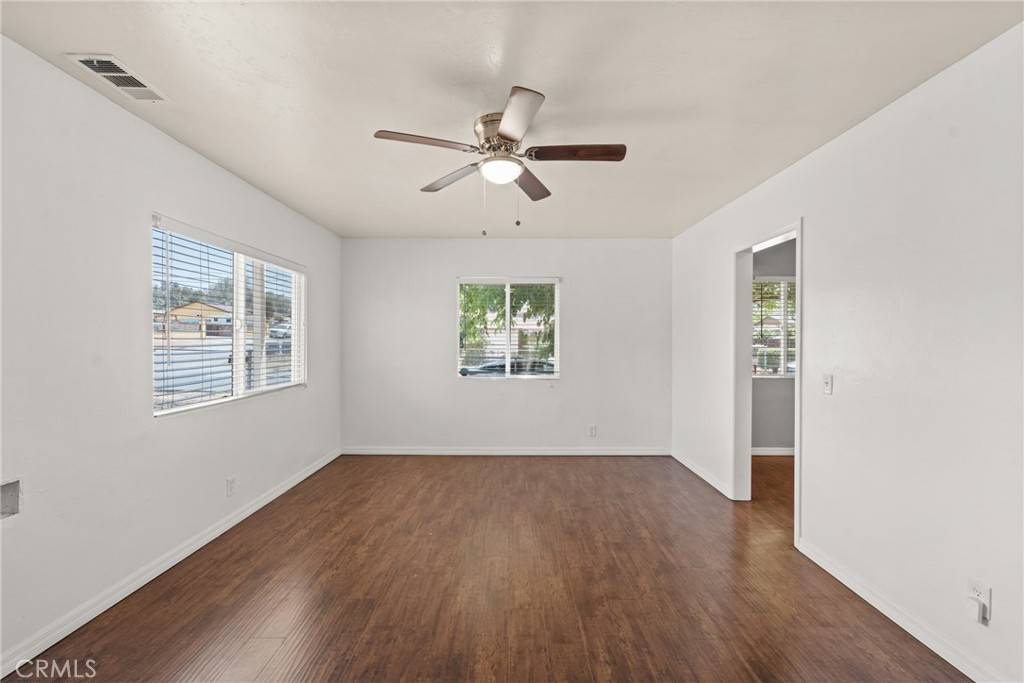 Jurupa Valley, CA 92509,5609 Beach ST