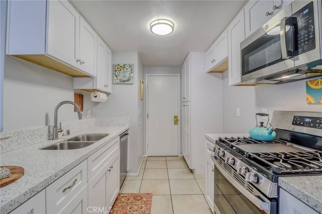 Riverside, CA 92503,4863 Jackson ST #B