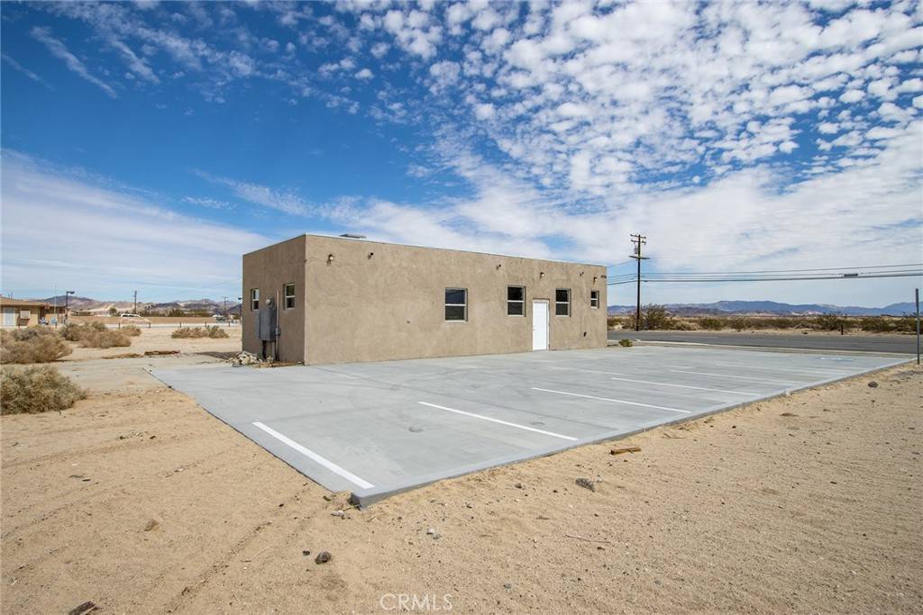 29 Palms, CA 92277,4004 Adobe RD