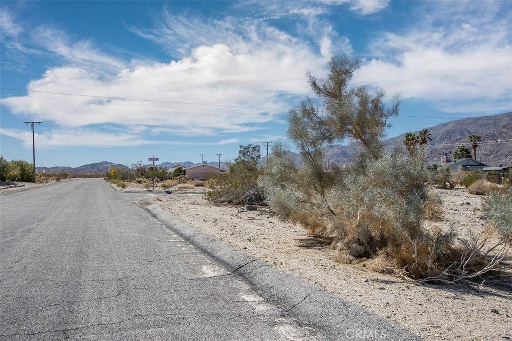 29 Palms, CA 92277,7600 Bedouin AVE