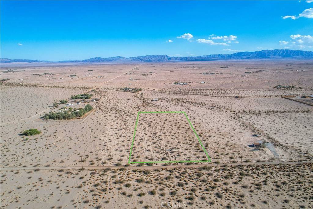 29 Palms, CA 92277,6 Pole Line RD