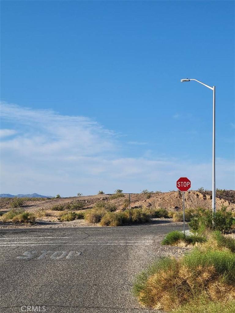 Needles, CA 92363,1 Lilly Hill