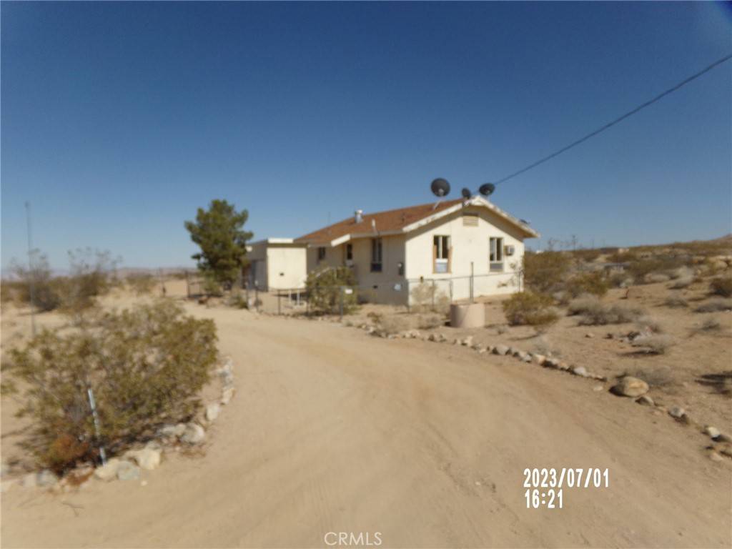 Johnson Valley, CA 92285,5129 Lazy LN