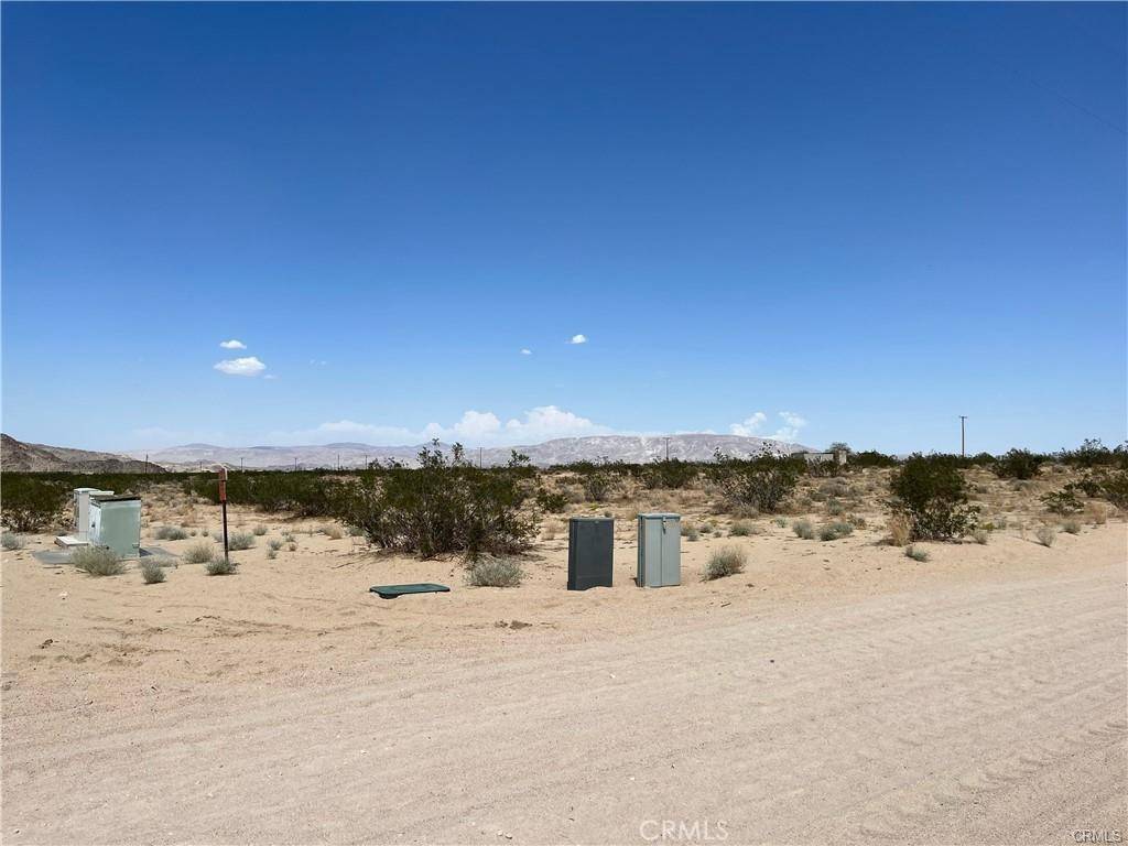 Landers, CA 92285,0 Bodick RD