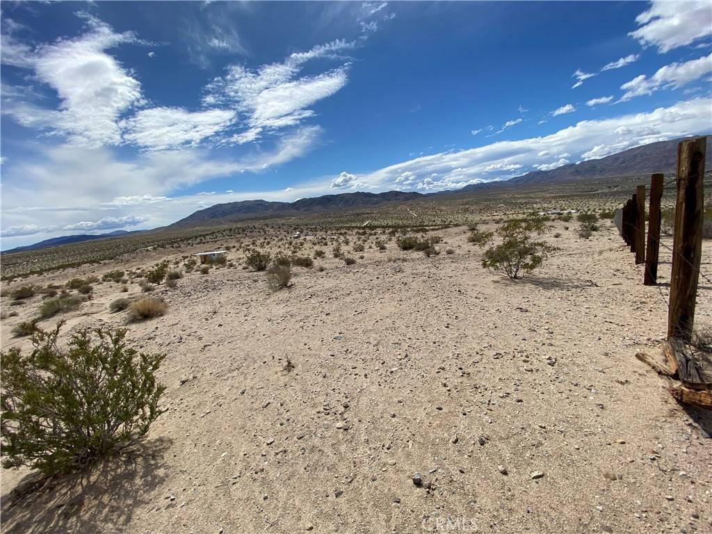 29 Palms, CA 92277,75800 Buena Vista DR