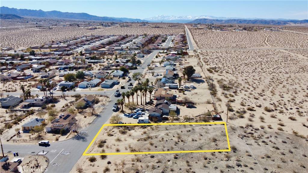 29 Palms, CA 92277,2 Sunny Slope DR