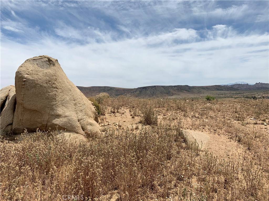 Pioneertown, CA 92268,53102 Geronimo TRL