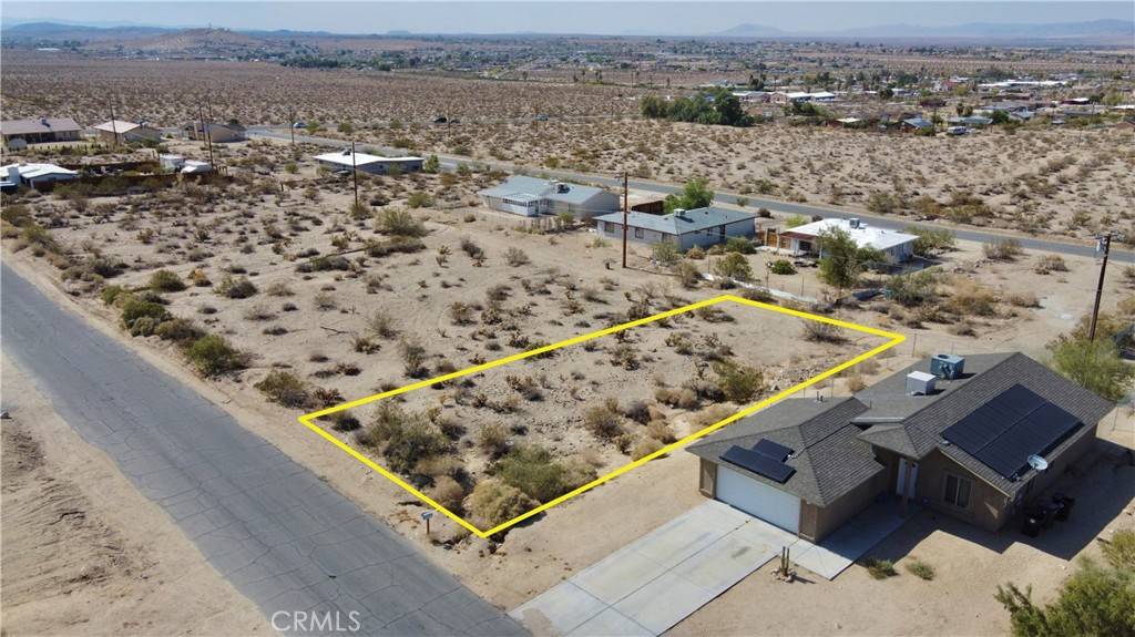 29 Palms, CA 92277,74640 Serrano WAY