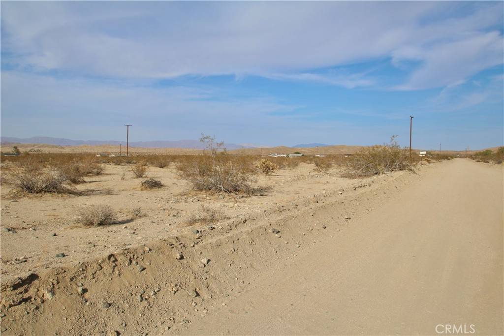 29 Palms, CA 92277,75124 Mayfair DR
