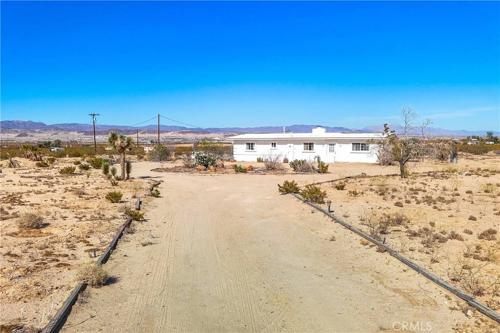 29 Palms, CA 92277,3025 Bluegrass AVE