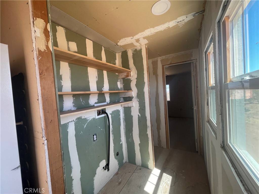 60607 Stearman RD Landers, CA 92285