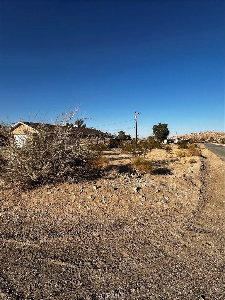 29 Palms, CA 92277,72562 Juanita DR