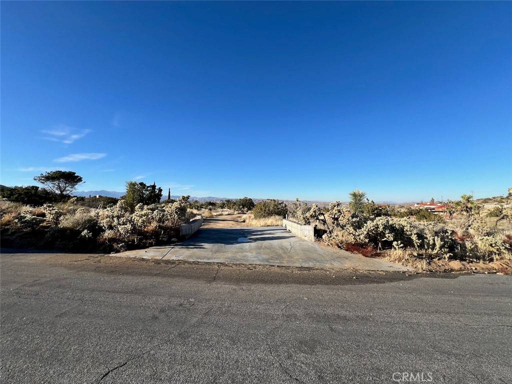 Yucca Valley, CA 92284,58958 Carmelita CIR