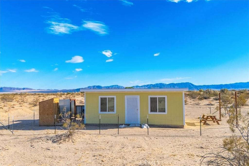 29 Palms, CA 92277,84550 Eddie Albert RD
