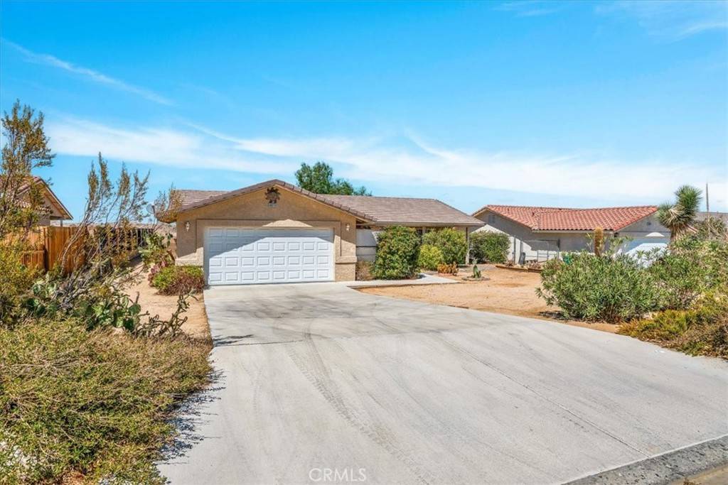 Joshua Tree, CA 92252,60226 Chesapeake DR