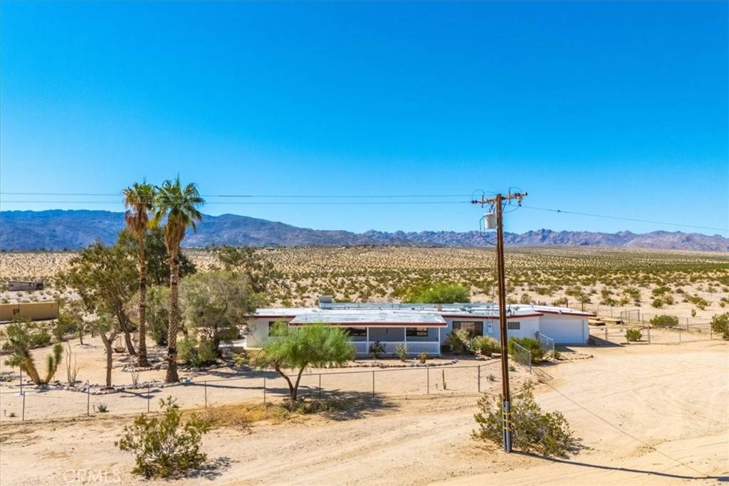 29 Palms, CA 92277,71853 Cove View RD