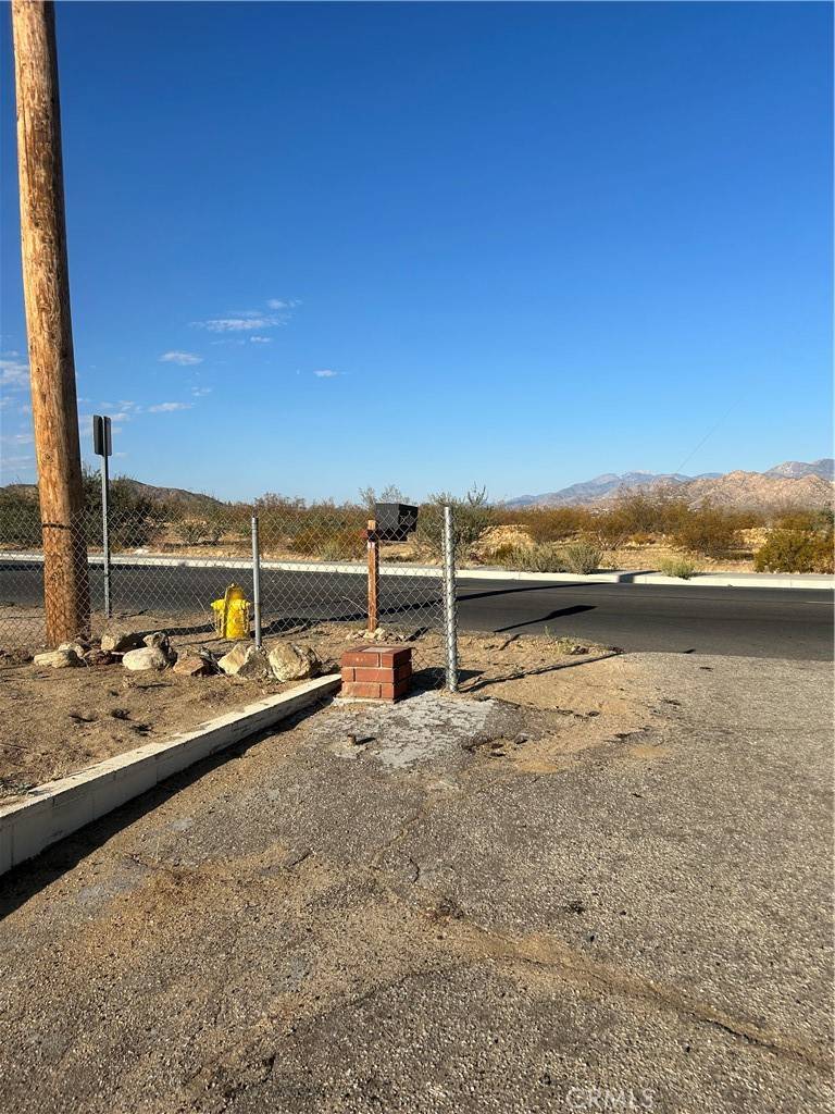 Yucca Valley, CA 92284,7401 Sage AVE