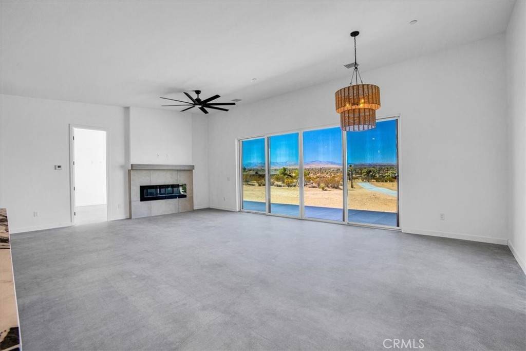 4273 Inez AVE Yucca Valley, CA 92284