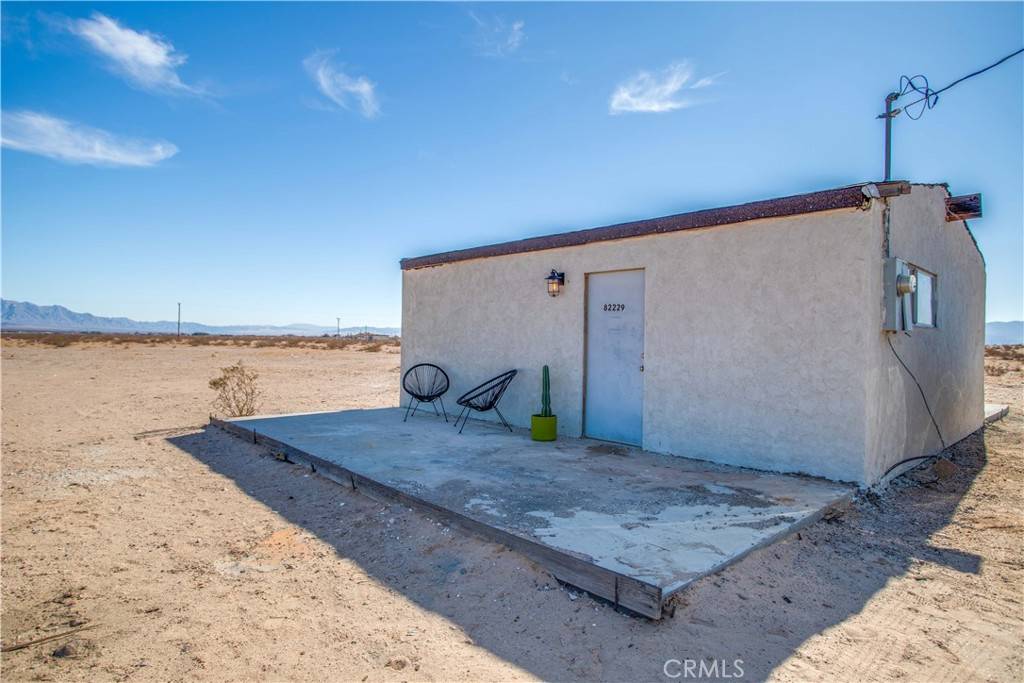 29 Palms, CA 92277,82229 Raven Roost RD