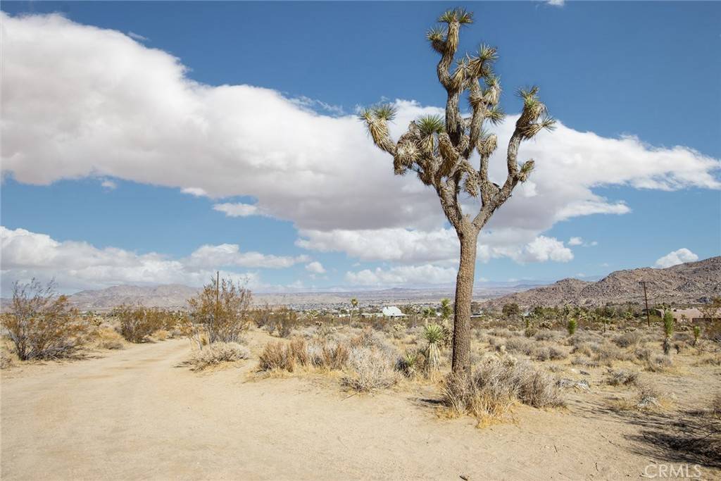 Joshua Tree, CA 92252,5 Sunset RD