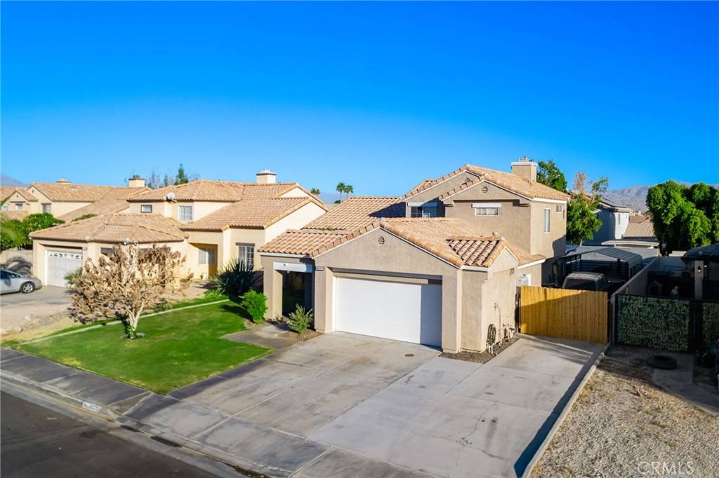 Indio, CA 92201,80672 Hibiscus LN