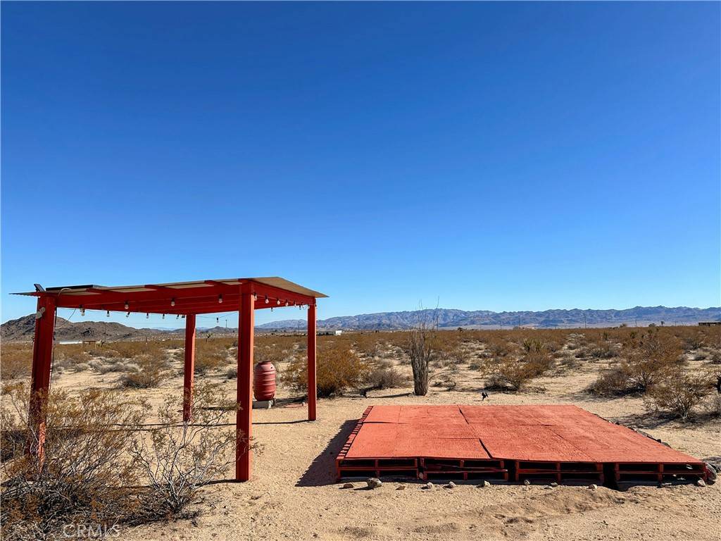 Joshua Tree, CA 92252,6 Desert Lily ST