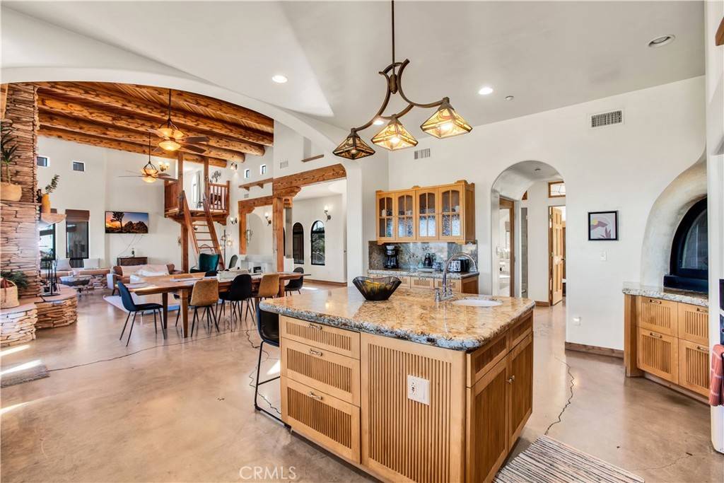 5597 Acoma TRL Yucca Valley, CA 92284