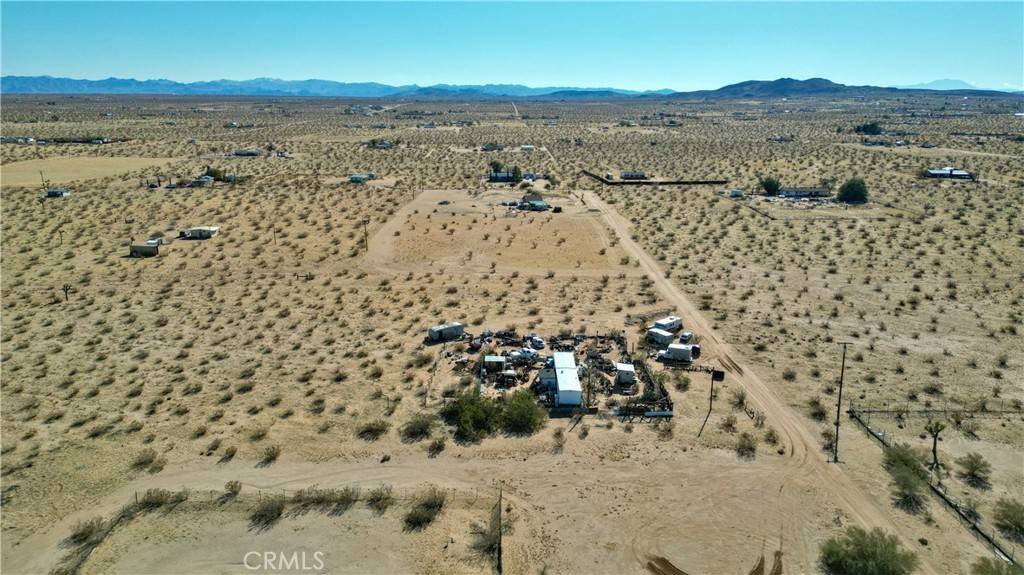Landers, CA 92285,1825 Noble WAY