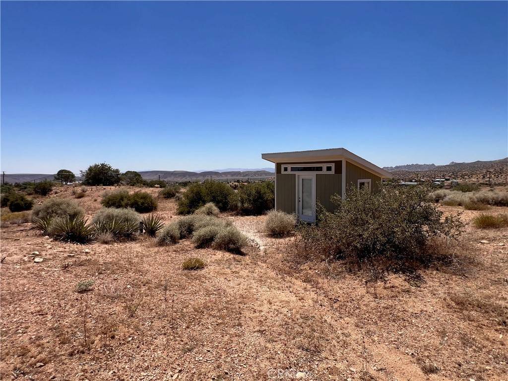 Pioneertown, CA 92268,2639 Tumbleweed TRL