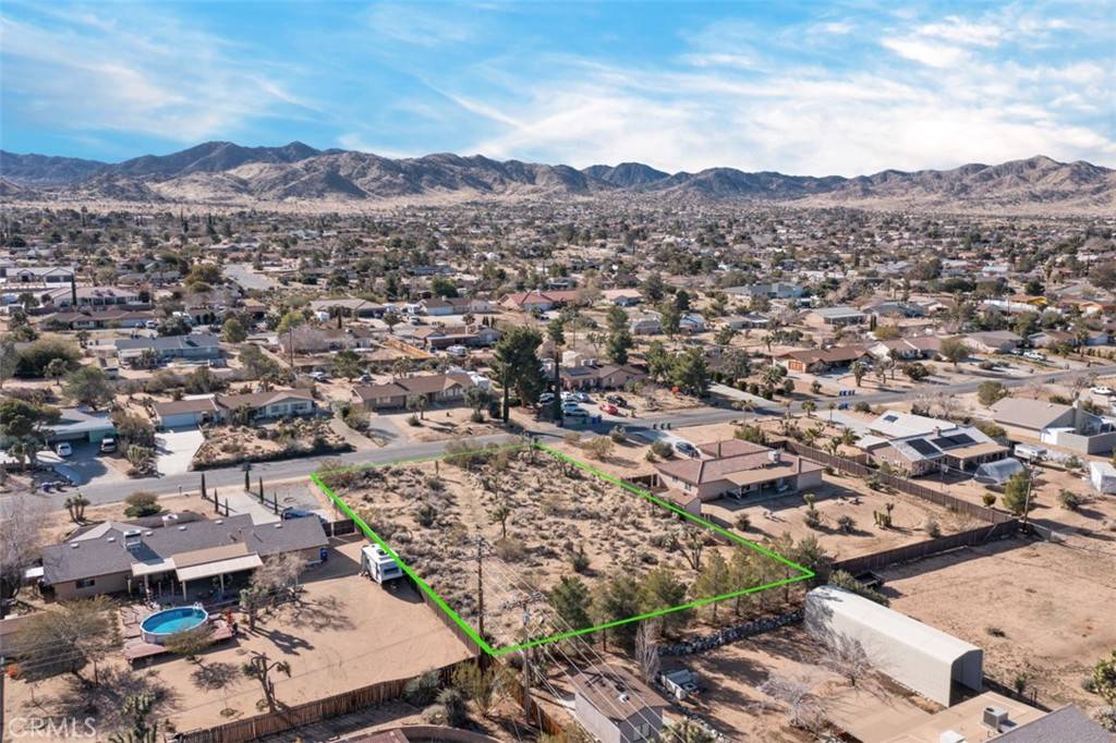 Yucca Valley, CA 92284,58320 Carlyle DR