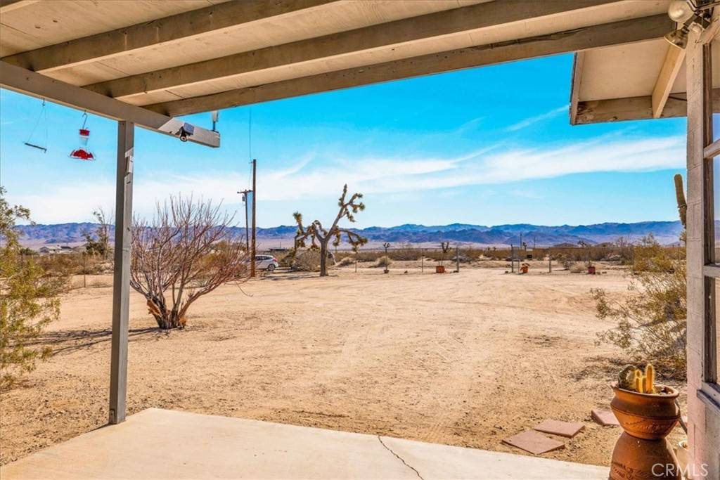 Joshua Tree, CA 92252,62580 Blair LN