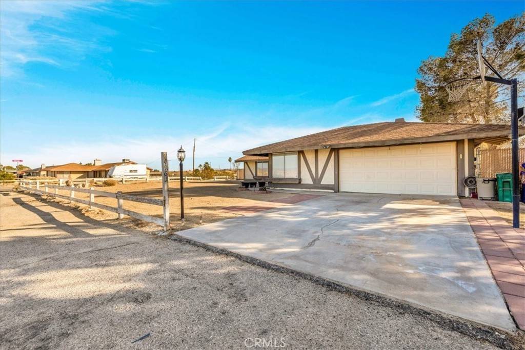 29 Palms, CA 92277,74963 Saddlehorn RD