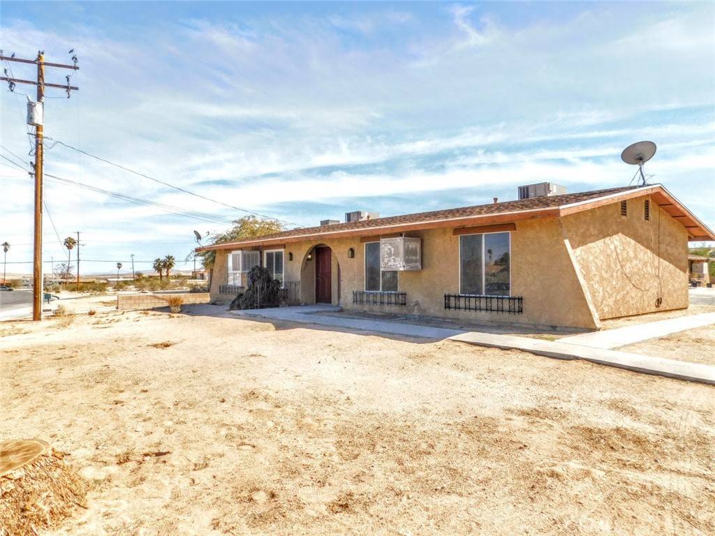 29 Palms, CA 92277,73615 Sun Valley DR