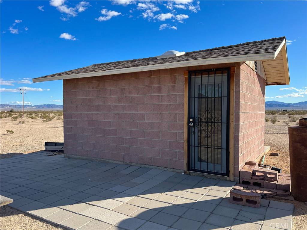 29 Palms, CA 92277,84655 Raymond DR