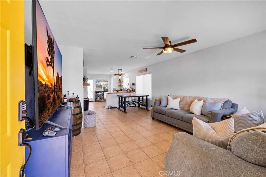 29 Palms, CA 92277,71563 Sunflower DR