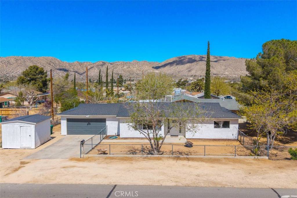 Yucca Valley, CA 92284,55534 Navajo TRL