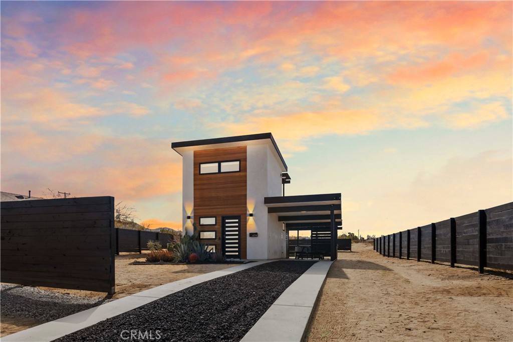 Joshua Tree, CA 92252,6774 Conejo AVE