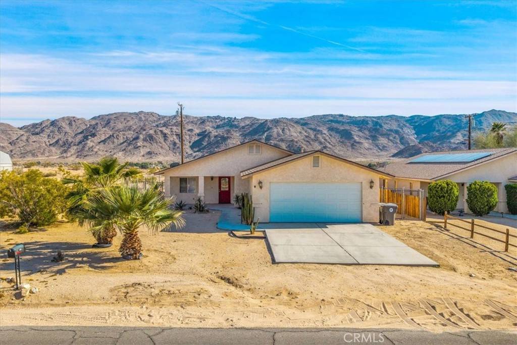 29 Palms, CA 92277,72183 El Paseo DR
