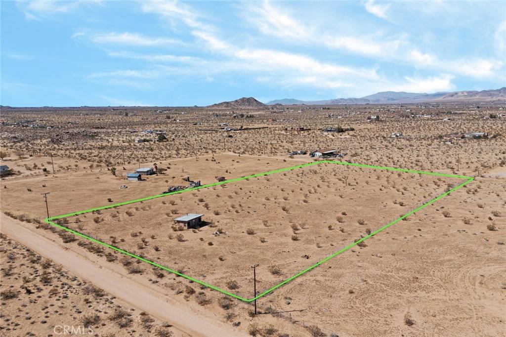 Landers, CA 92285,56172 Cone Blvd