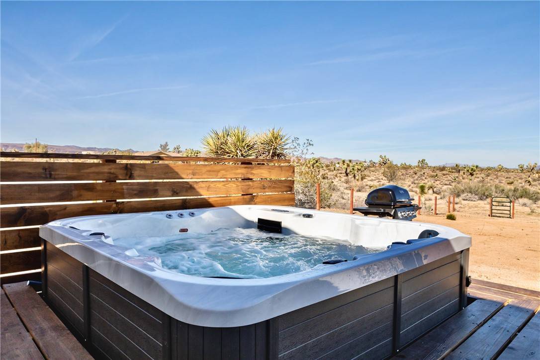 Yucca Valley, CA 92284,58248 Aberdeen DR