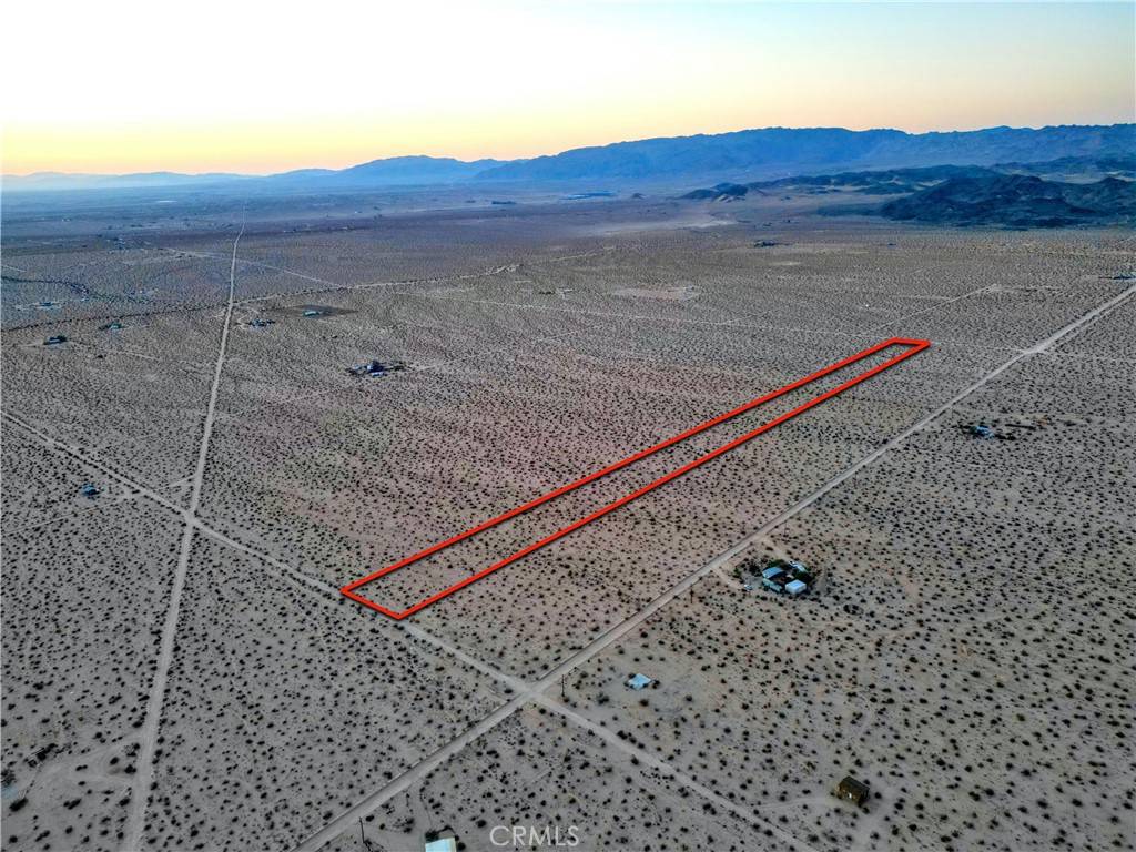 Joshua Tree, CA 92252,10 Learco WAY