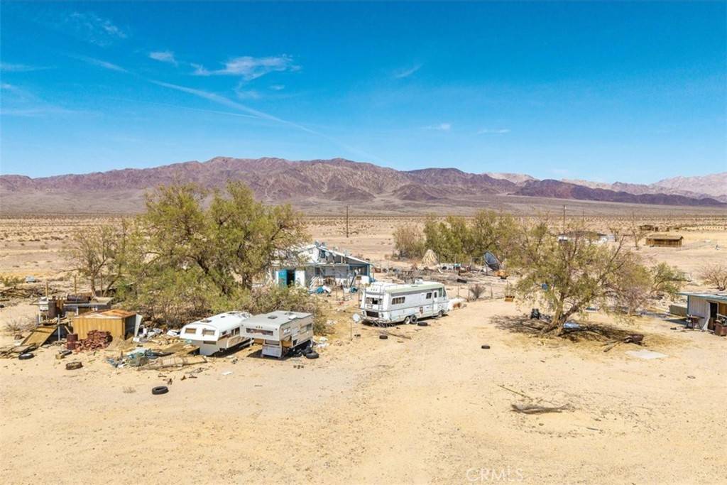 29 Palms, CA 92277,81833 Panorama DR